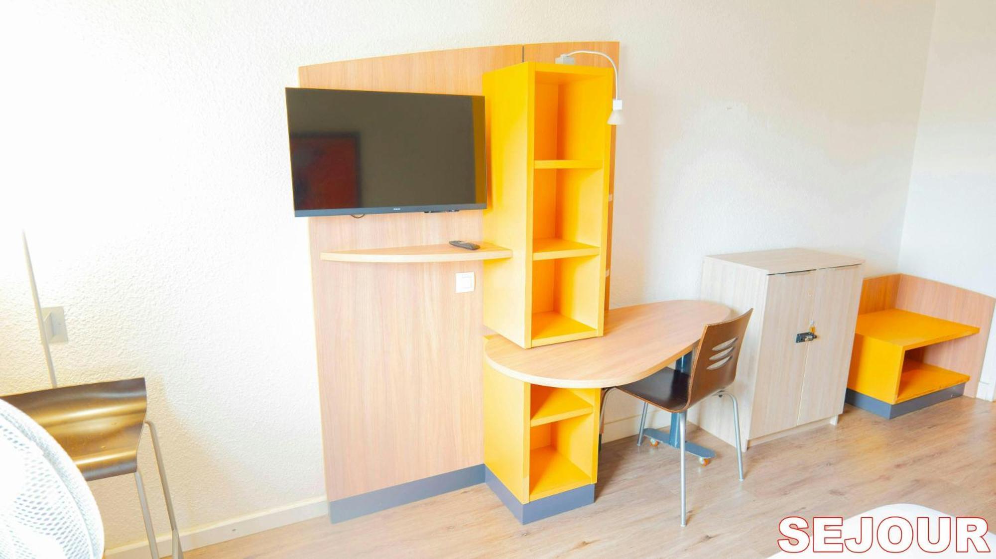Paris Retreat 5 Minutes From Hoche Metroparking Apartment ป็องแต็ง ภายนอก รูปภาพ