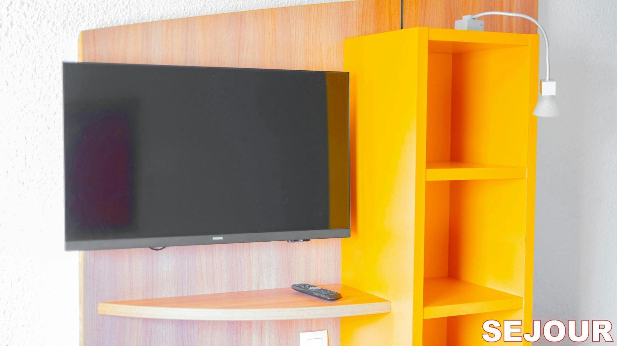 Paris Retreat 5 Minutes From Hoche Metroparking Apartment ป็องแต็ง ภายนอก รูปภาพ